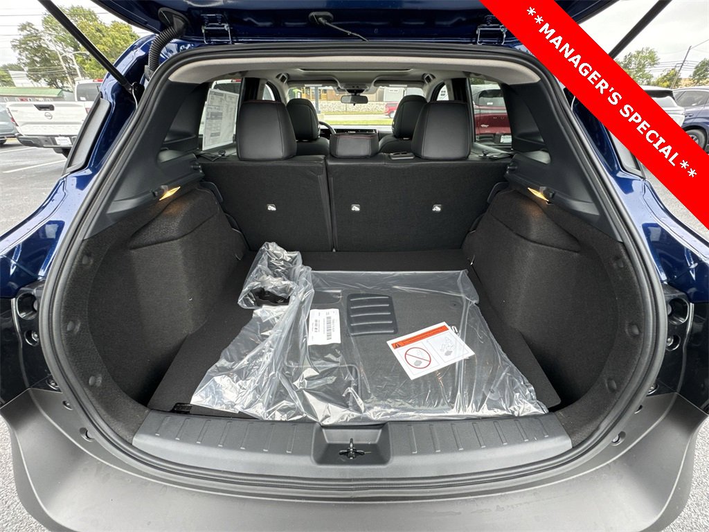 New 2025 Nissan Kicks SR w/ SR Premium Package image 24
