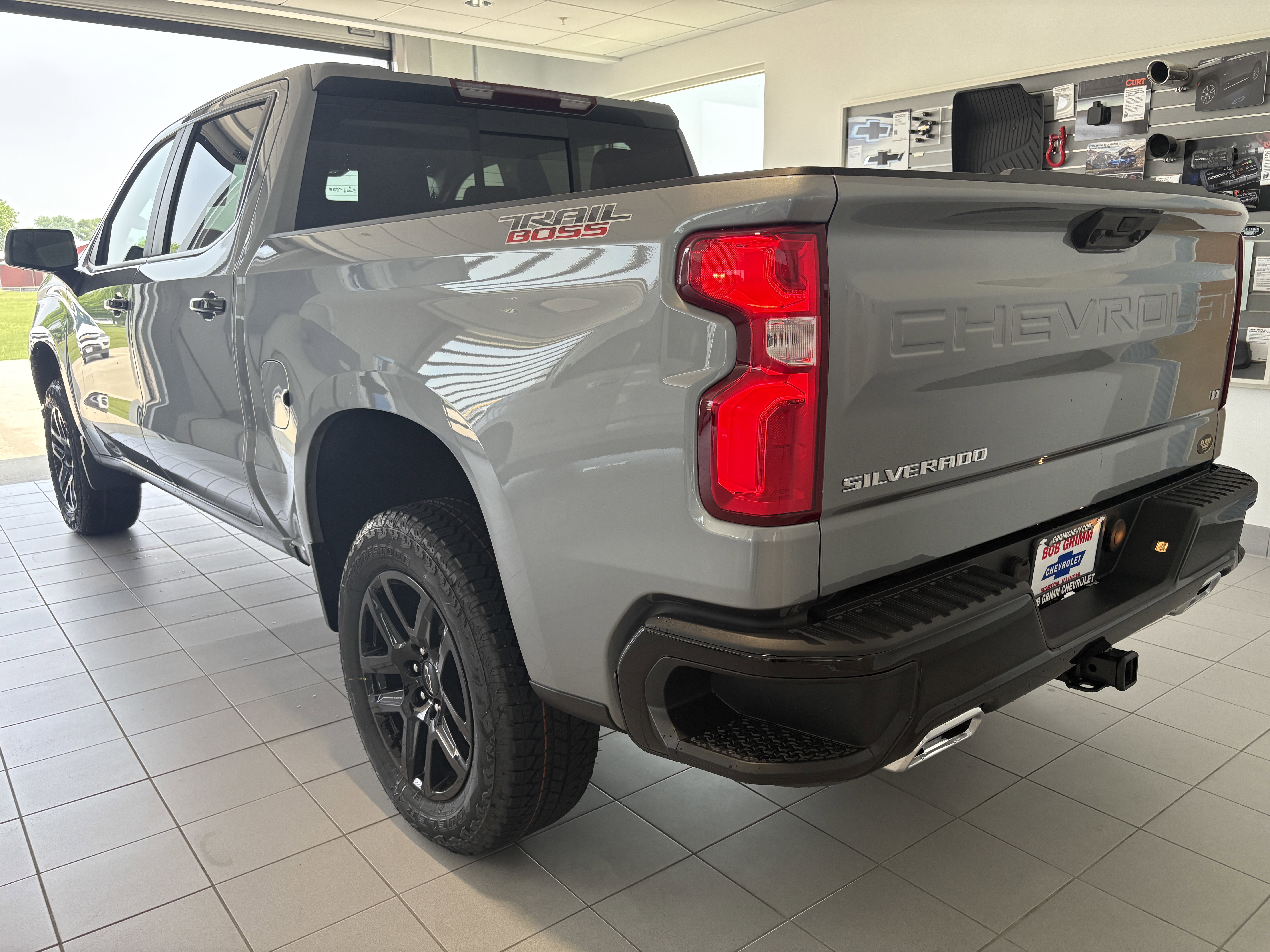 New 2025 Chevrolet Silverado 1500 LT Trail Boss w/ Convenience Package II image 5