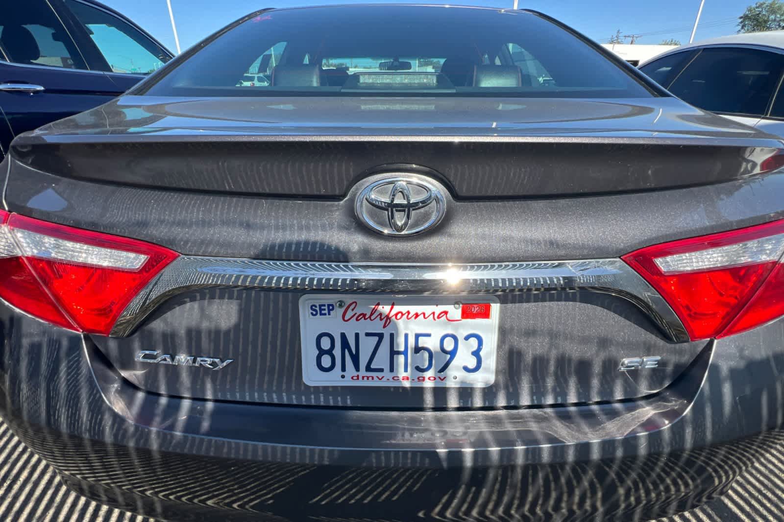 Used 2017 Toyota Camry SE image 19