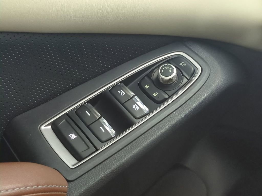 Used 2020 Subaru Ascent Touring w/ Popular Package #2 image 33