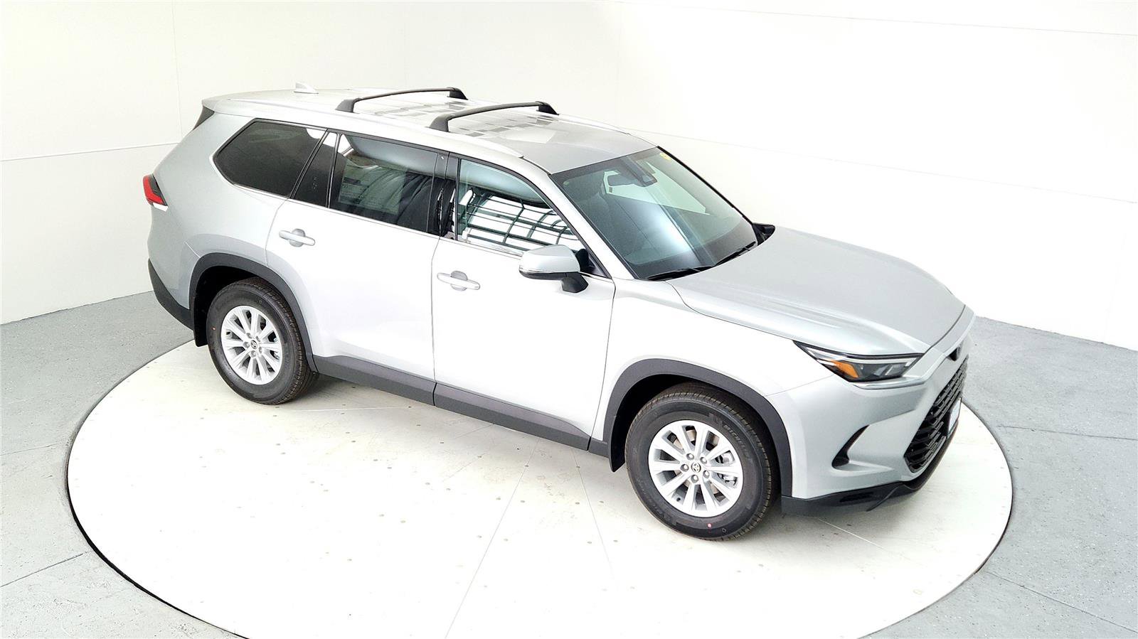 Certified 2024 Toyota Grand Highlander XLE image 16