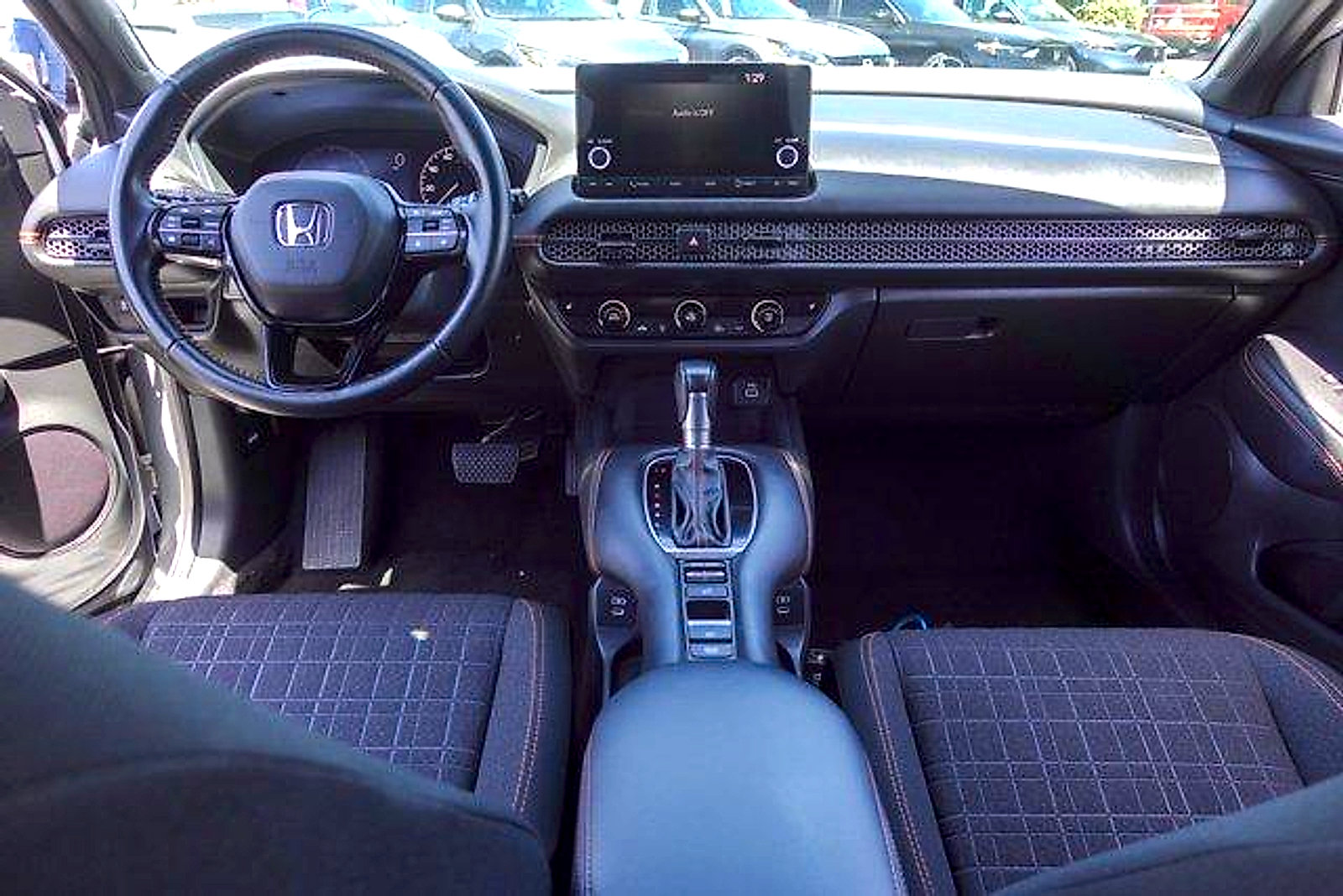 Used 2025 Honda HR-V Sport image 23