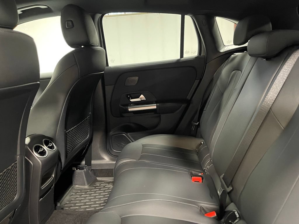Used 2026 Mercedes-Benz GLA 250 4MATIC image 25