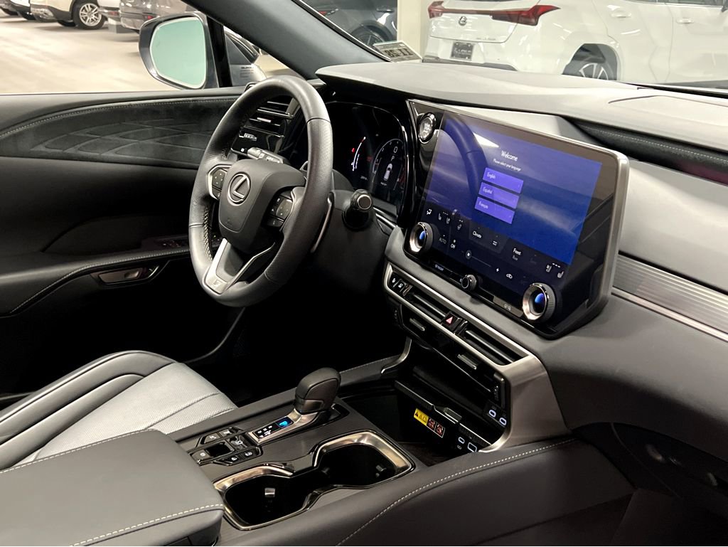 Certified 2023 Lexus RX 350 F Sport w/ Accessory Package AWD/4WD image 31