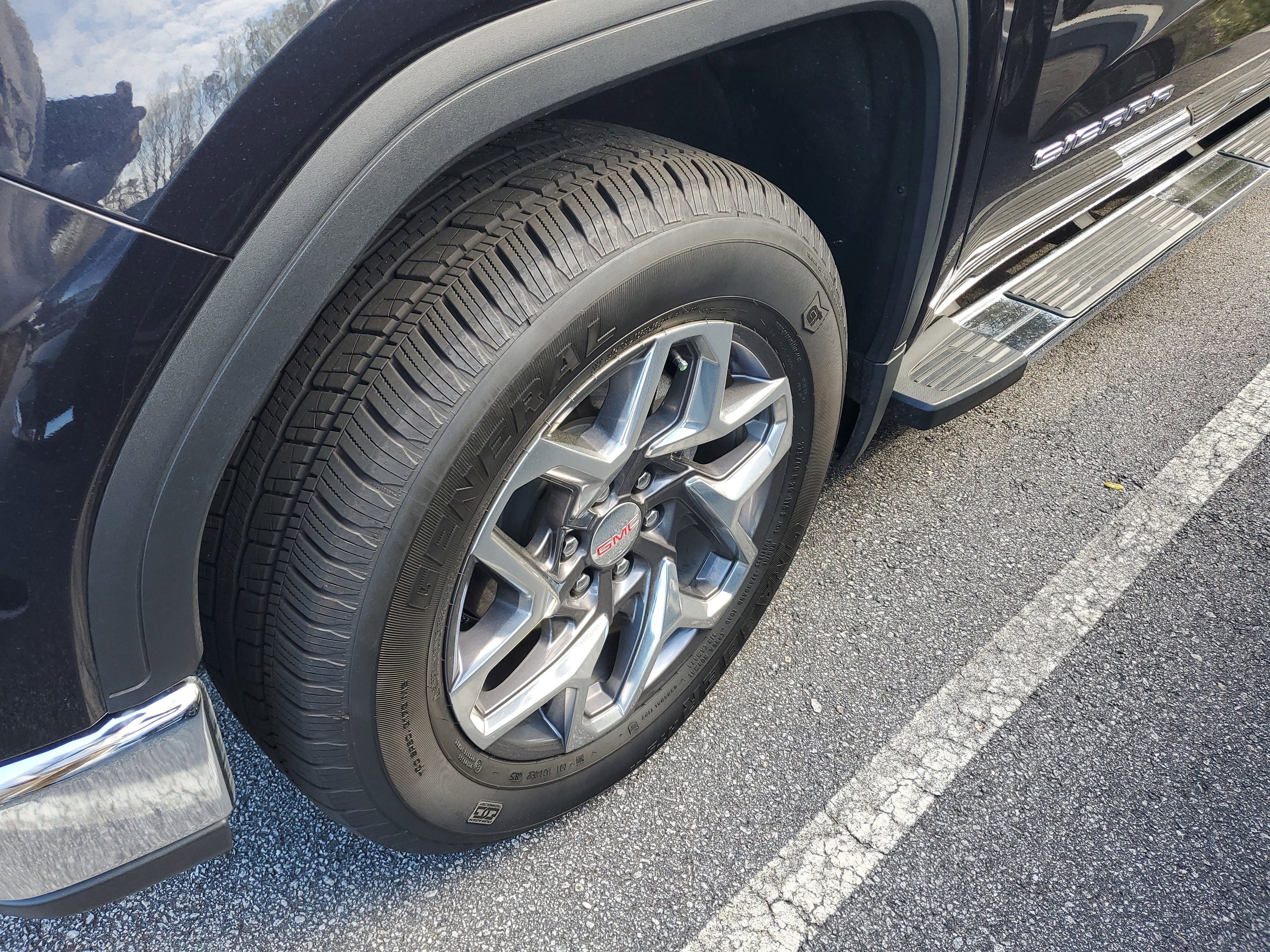 Used 2026 GMC Sierra 1500 SLT w/ SLT Premium Package image 6