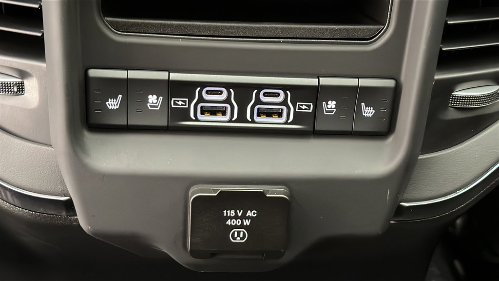 Used 2026 RAM 1500 Limited AWD/4WD image 13