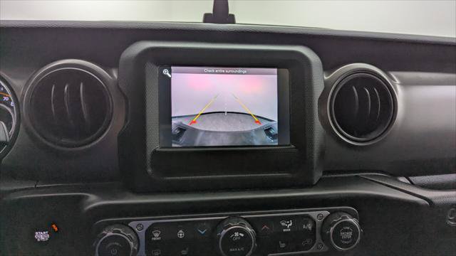 Used 2023 Jeep Gladiator Sport AWD/4WD image 28