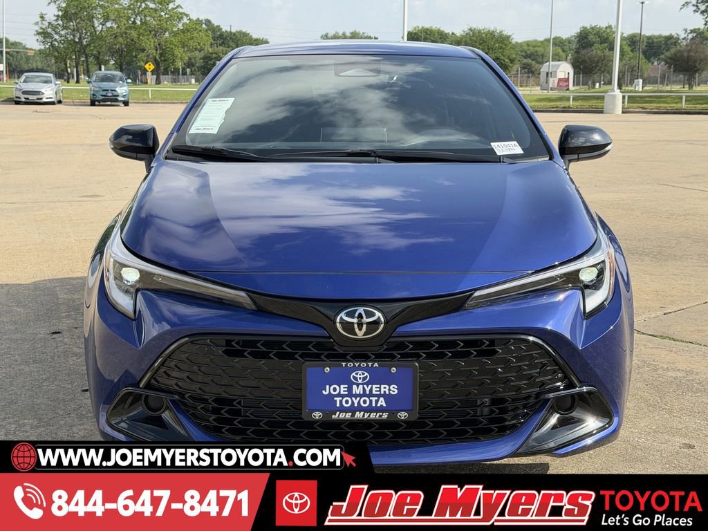 Used 2026 Toyota Corolla SE image 3