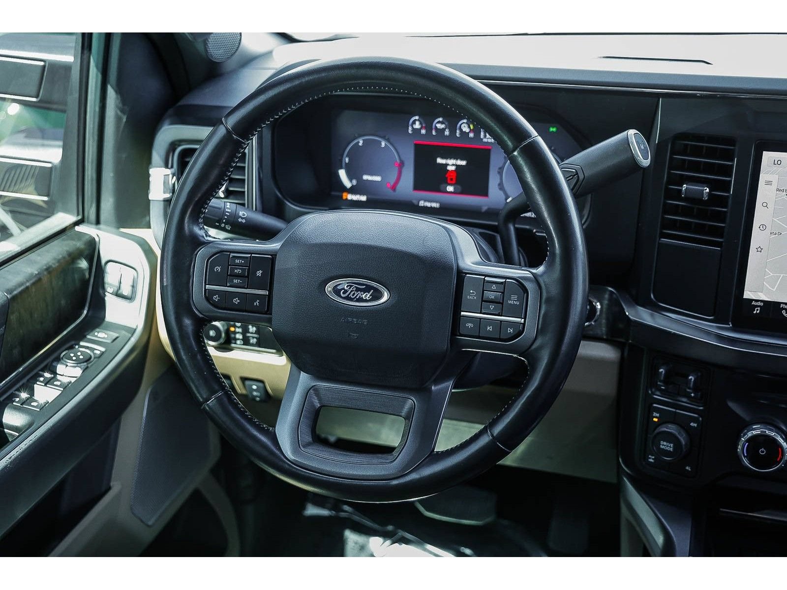 Used 2023 Ford F250 Lariat AWD/4WD image 14