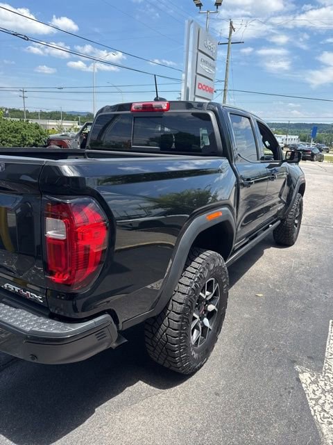 Used 2024 GMC Canyon AT4X AWD/4WD image 5