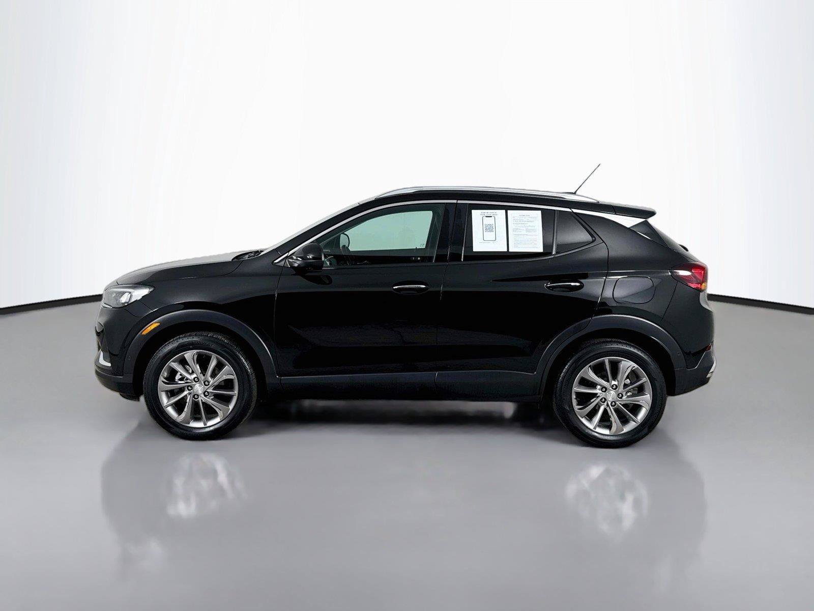 Used 2022 Buick Encore GX Essence w/ Advanced Technology Package AWD/4WD image 6