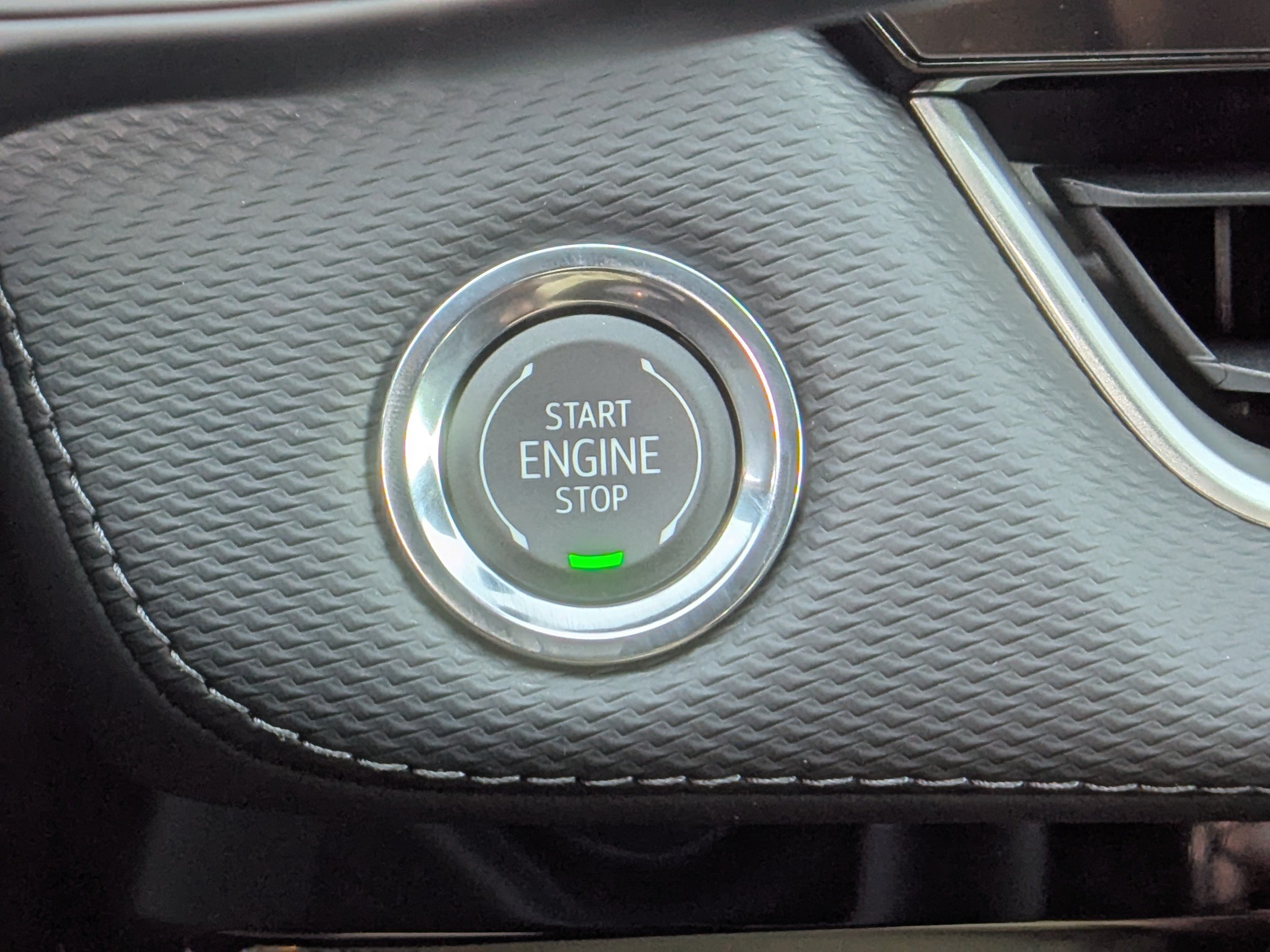 New 2027 Chevrolet Equinox LT w/ Convenience Package II FWD image 28