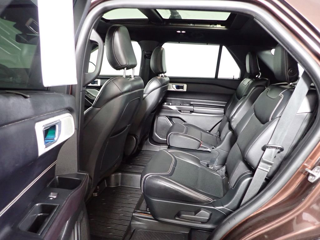 Used 2020 Ford Explorer ST w/ ST Street Pack image 39