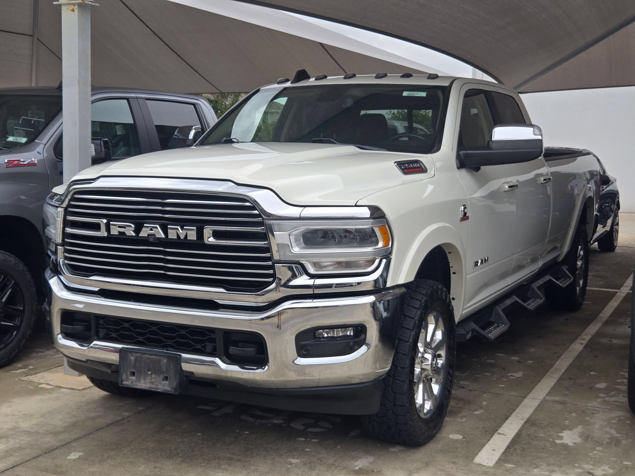 Used 2020 RAM 2500 Laramie AWD/4WD image 3
