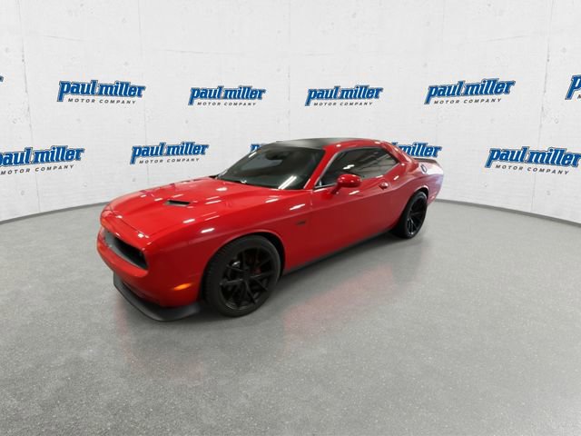 Used 2016 Dodge Challenger R/T Scat Pack w/ Leather Interior Group image 5