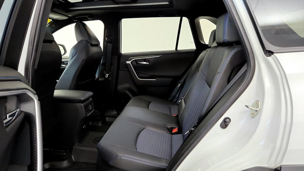 Used 2024 Toyota RAV4 XSE w/ Advanced Technology Package AWD/4WD image 21