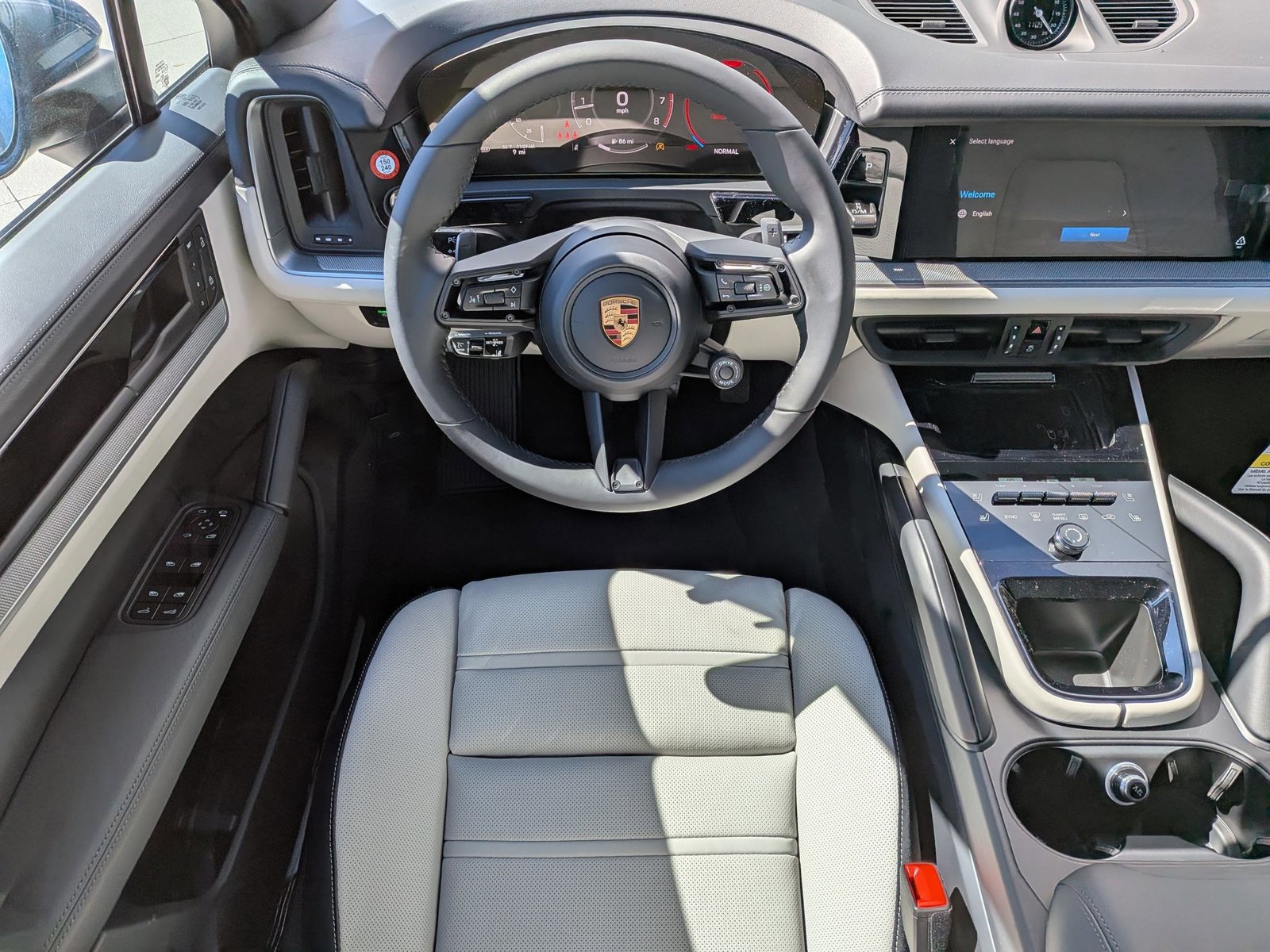 New 2026 Porsche Cayenne Coupe image 16