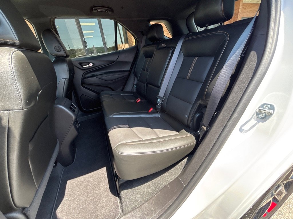 Used 2024 Chevrolet Equinox Premier image 16