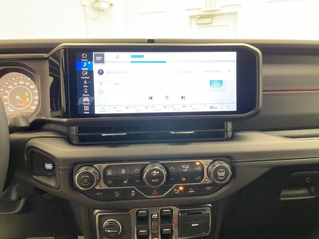 New 2026 Jeep Gladiator Rubicon AWD/4WD image 12