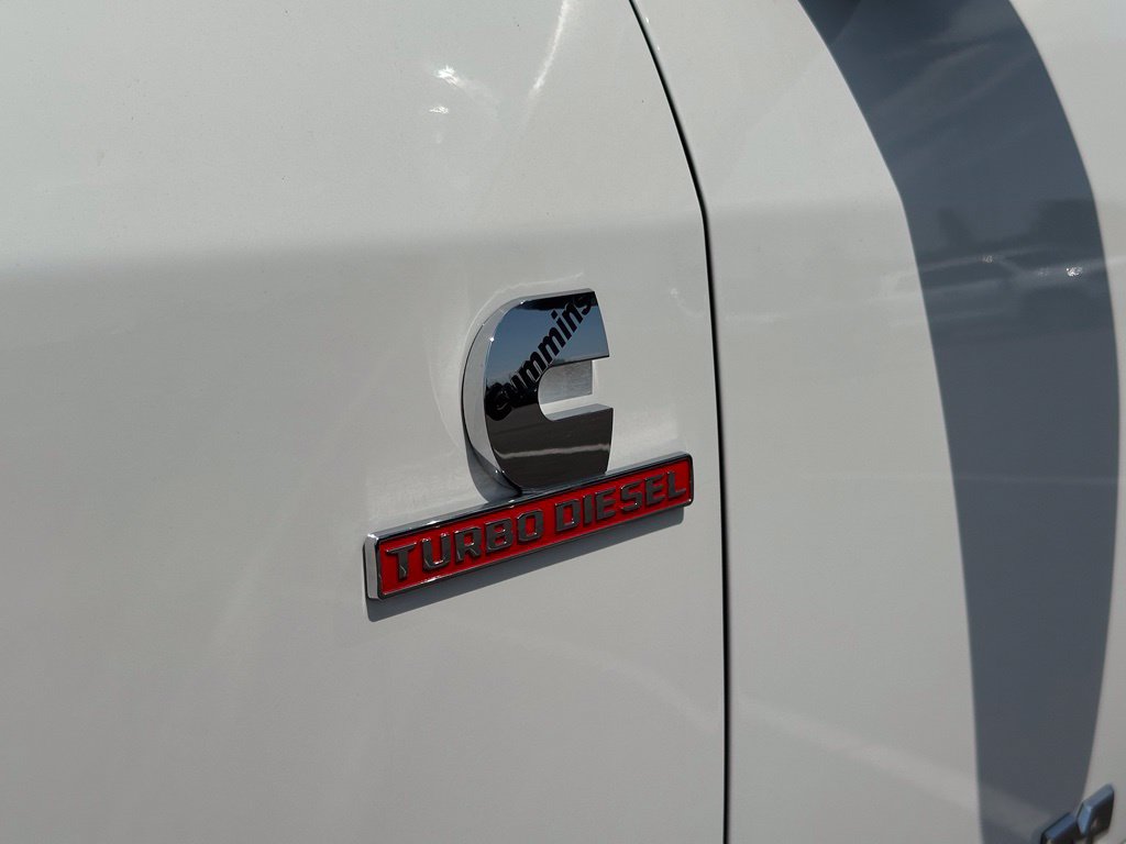 New 2026 RAM 3500 Laramie AWD/4WD image 40