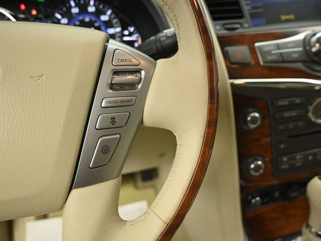 Used 2016 INFINITI QX80 4WD w/ Deluxe Technology Package image 17