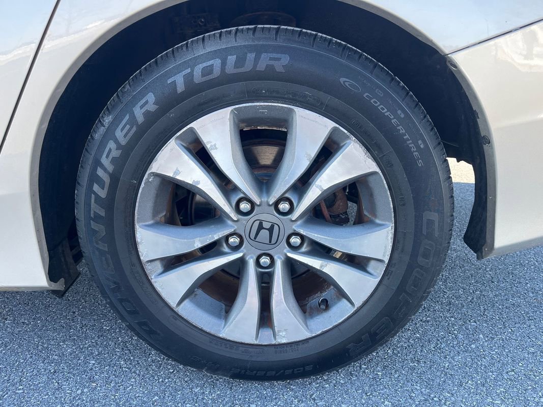 Used 2013 Honda Accord LX image 12