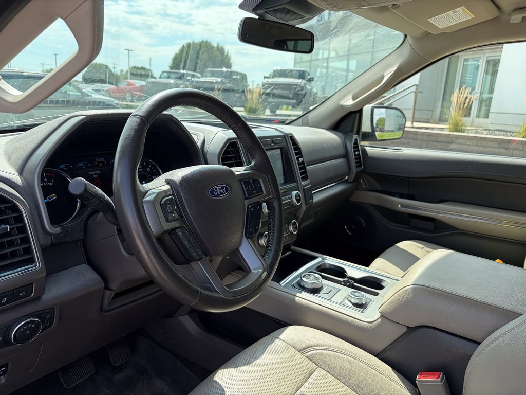 Used 2021 Ford Expedition Max XLT AWD/4WD image 9