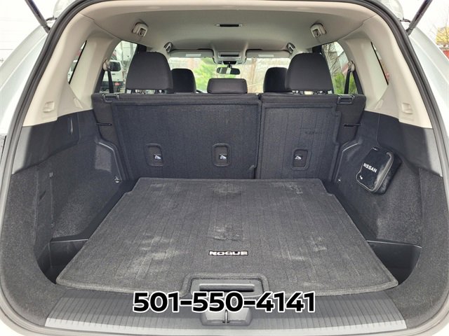 Used 2025 Nissan Rogue S image 17