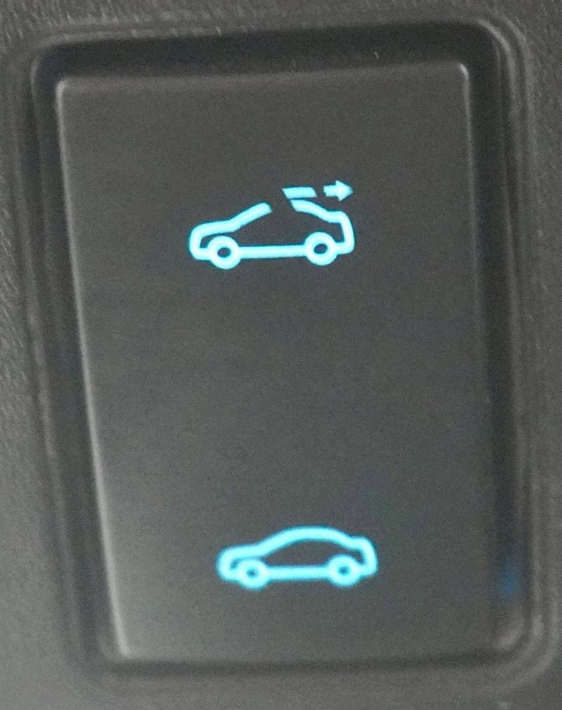 Used 2012 Chevrolet Camaro LT RWD image 22
