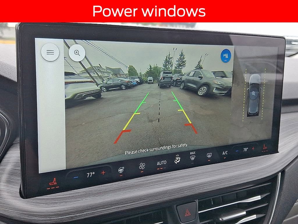 Used 2023 Ford Escape Platinum w/ Premium Technology Package image 18