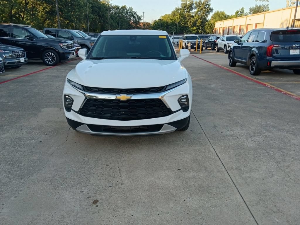 Used 2025 Chevrolet Blazer LT AWD/4WD image 5