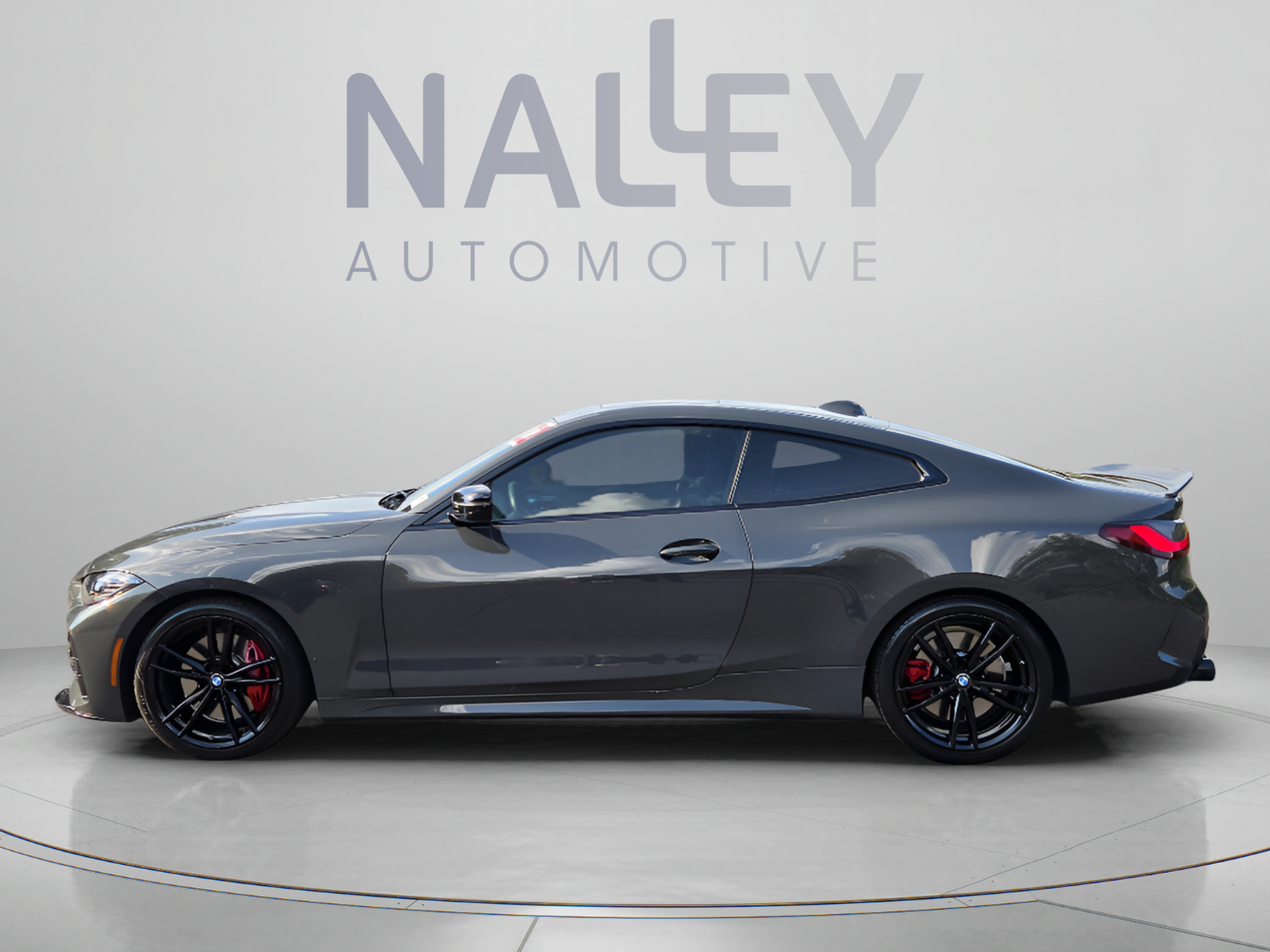 Used 2022 BMW M440i Coupe RWD image 2