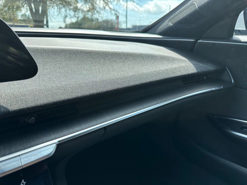 Used 2023 Lucid Air Pure image 22