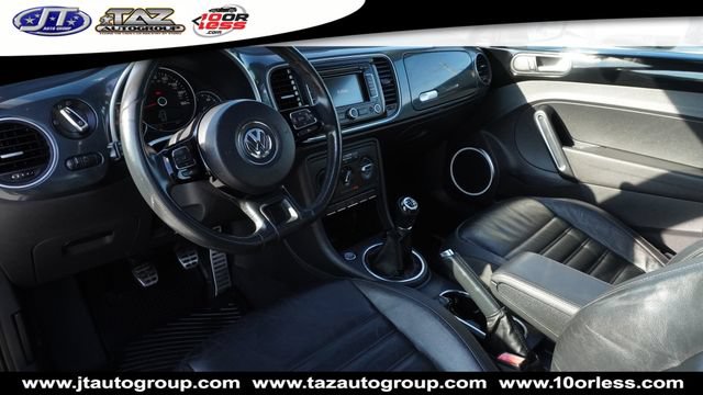 Used 2012 Volkswagen Beetle 2.0T FWD image 15