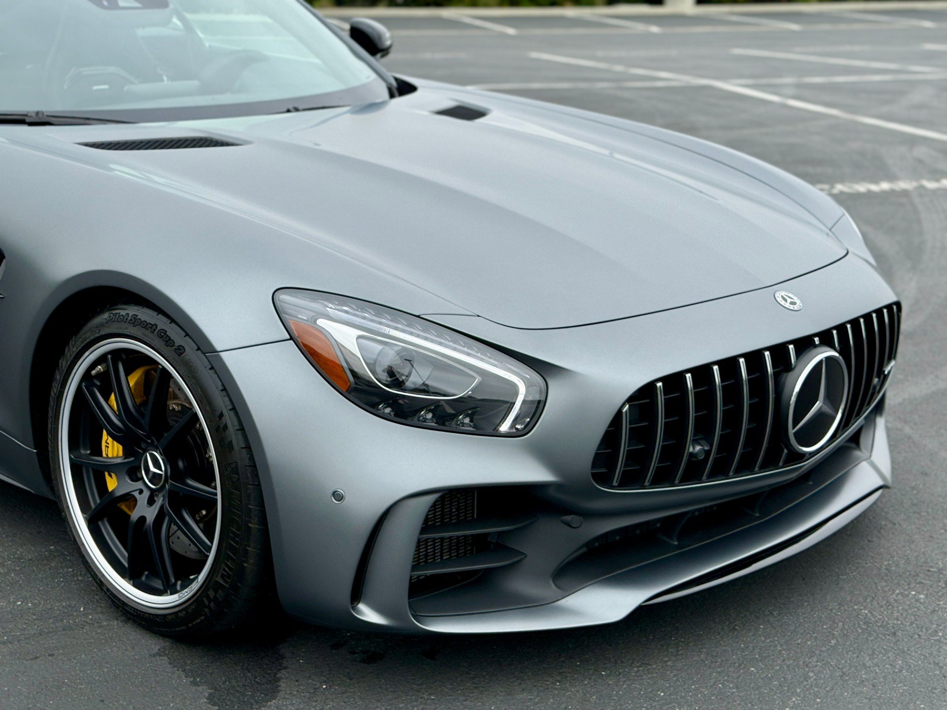 Used 2018 Mercedes-Benz AMG GT R image 29