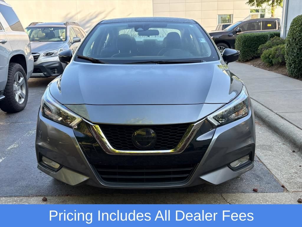 Used 2021 Nissan Versa SR w/ Convenience Package FWD image 3