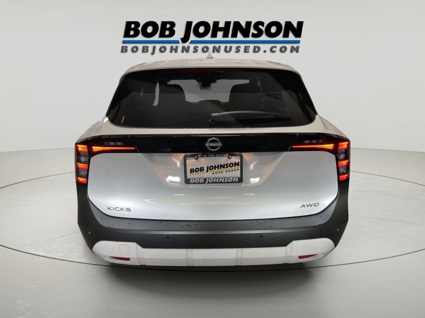 Used 2025 Nissan Kicks SV image 6