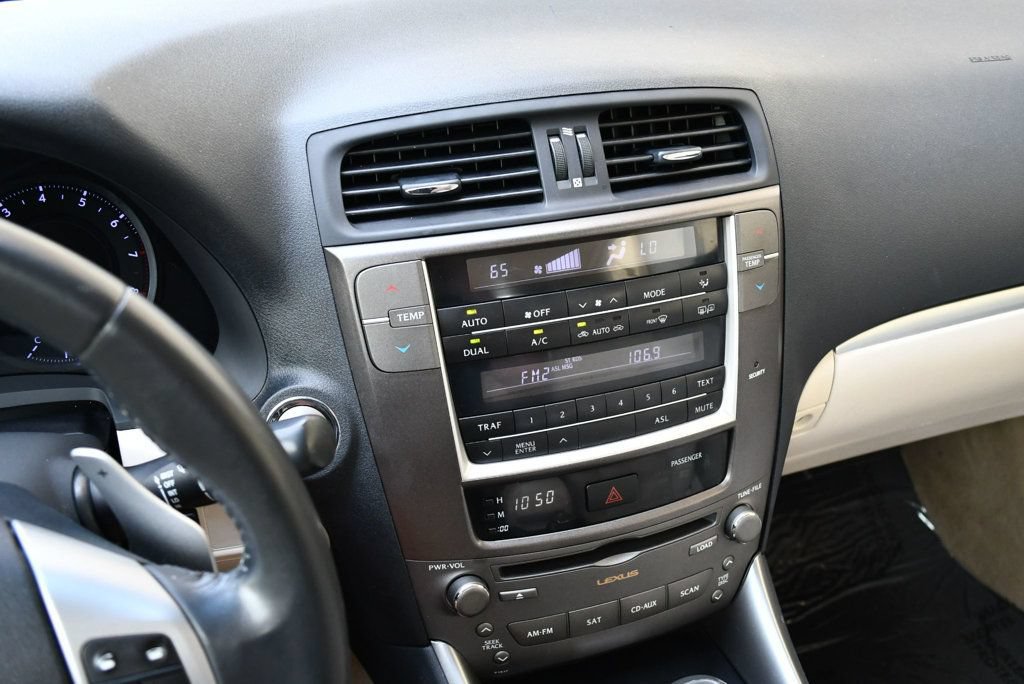 Used 2015 Lexus IS 350C RWD image 56