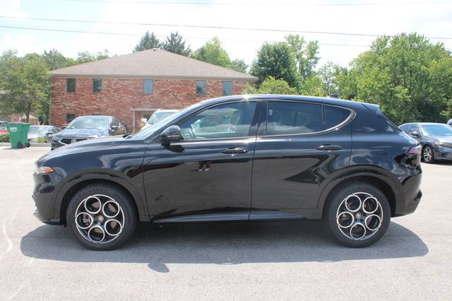 Used 2025 Alfa Romeo Tonale AWD/4WD image 5