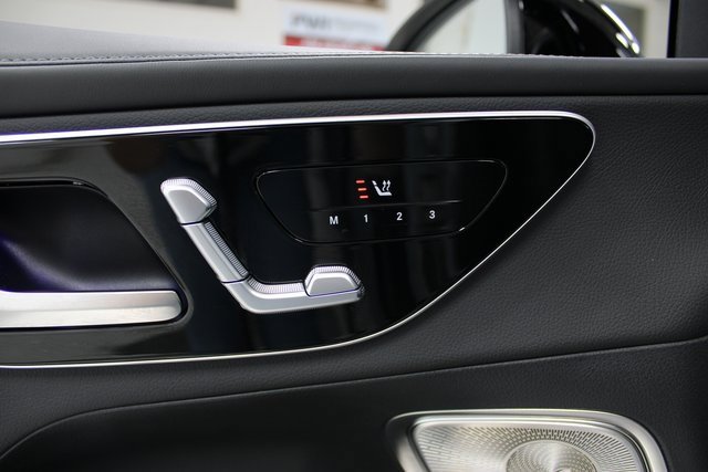Used 2024 Mercedes-Benz GLC 300 image 20