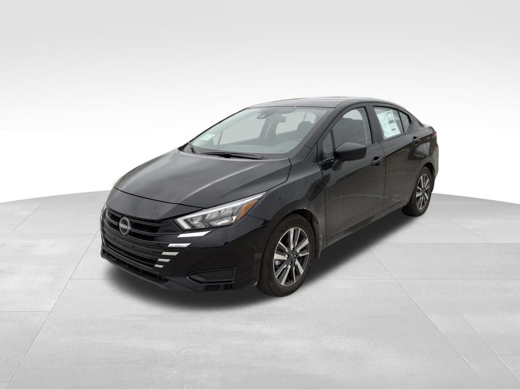 Used 2025 Nissan Versa S w/ S Plus Package image 2