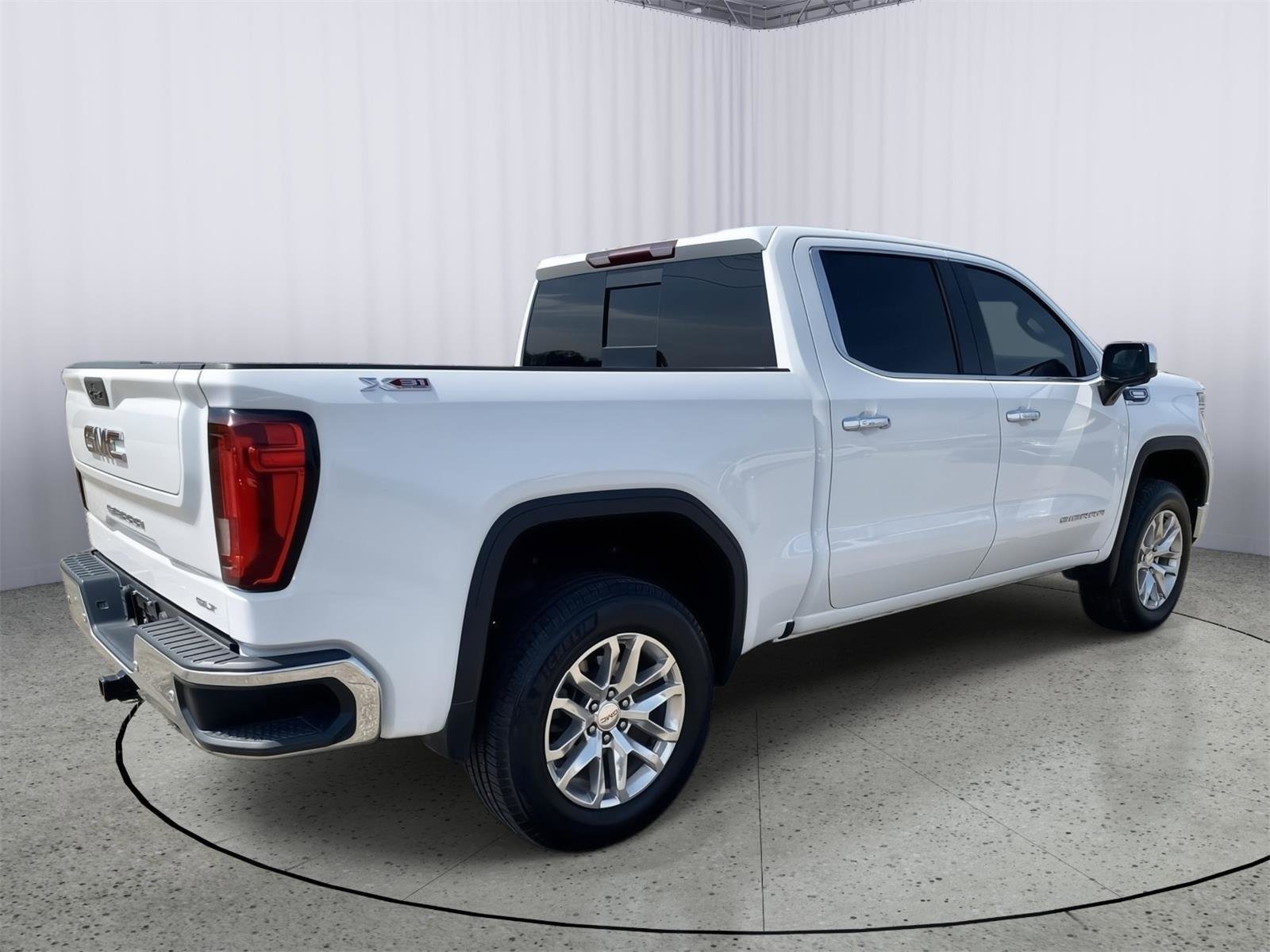 Used 2020 GMC Sierra 1500 SLT w/ SLT Premium Plus Package image 6