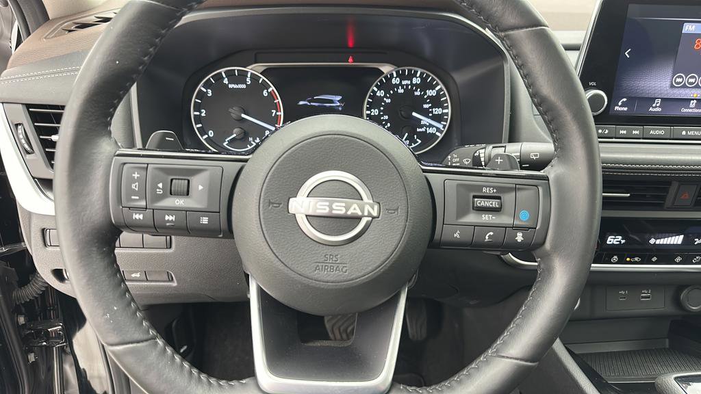 Used 2023 Nissan Rogue SV w/ SV Premium B Package AWD/4WD image 17