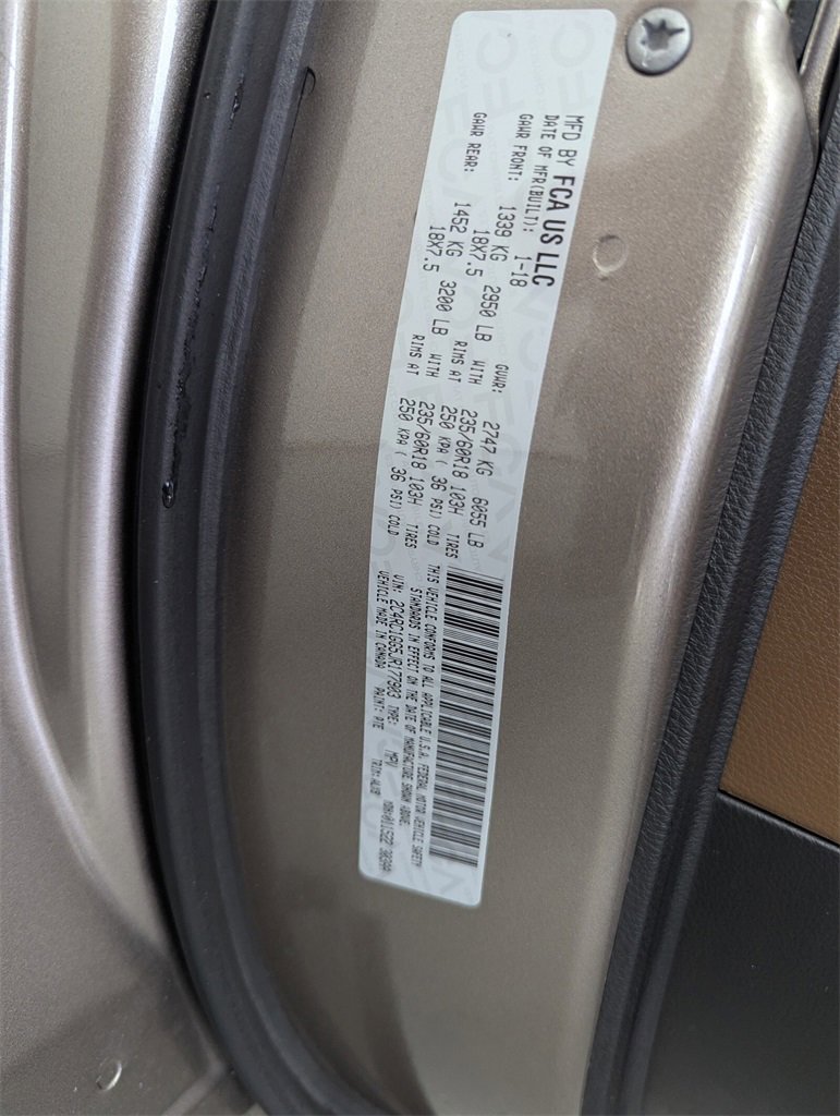 Used 2018 Chrysler Pacifica Limited w/ Advanced Safetytec Group image 28