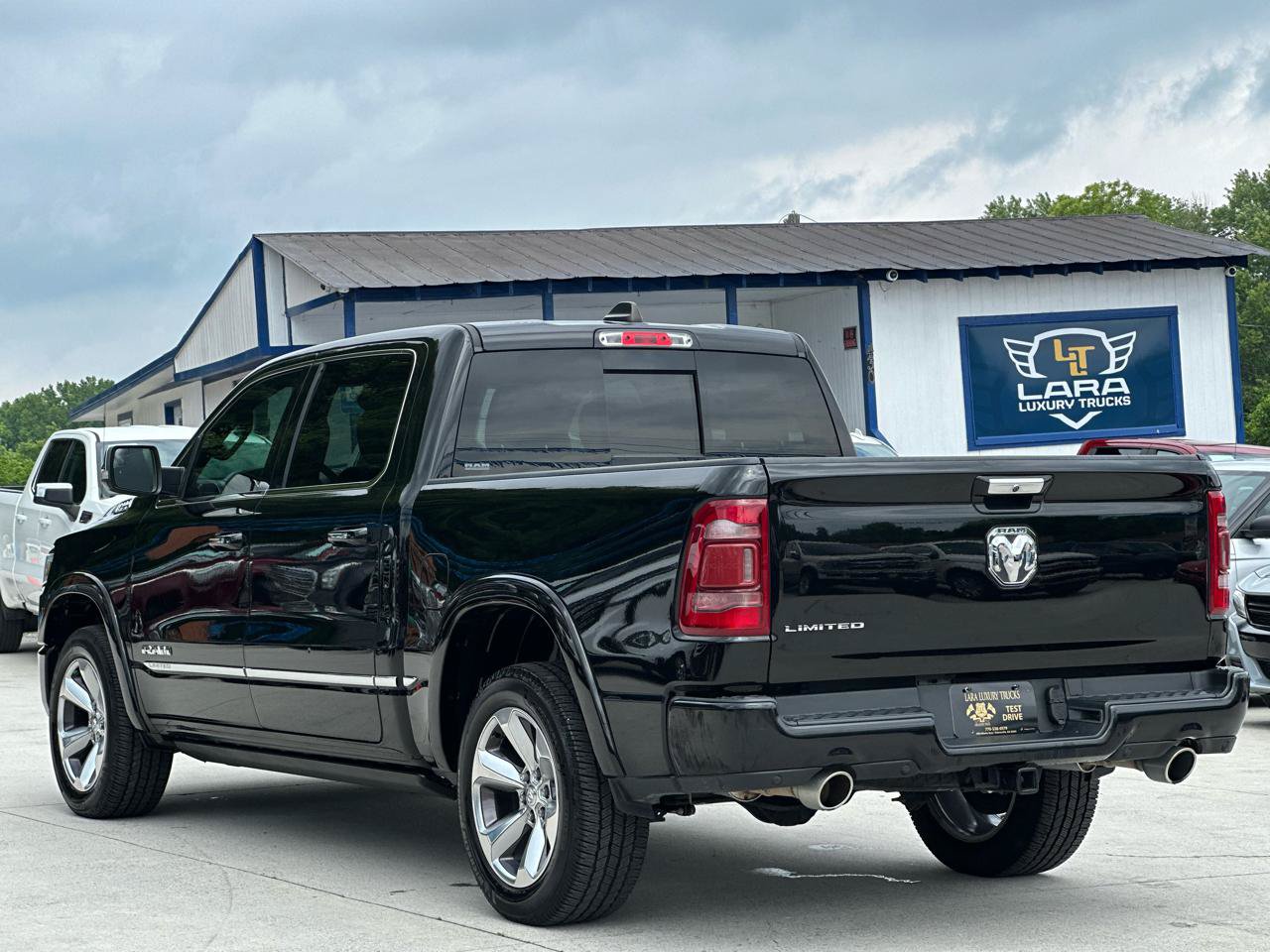 Used 2020 RAM 1500 Limited RWD image 5