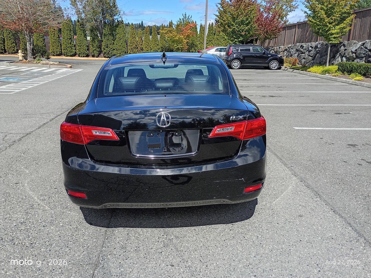 Used 2014 Acura ILX w/ Premium Package FWD image 4