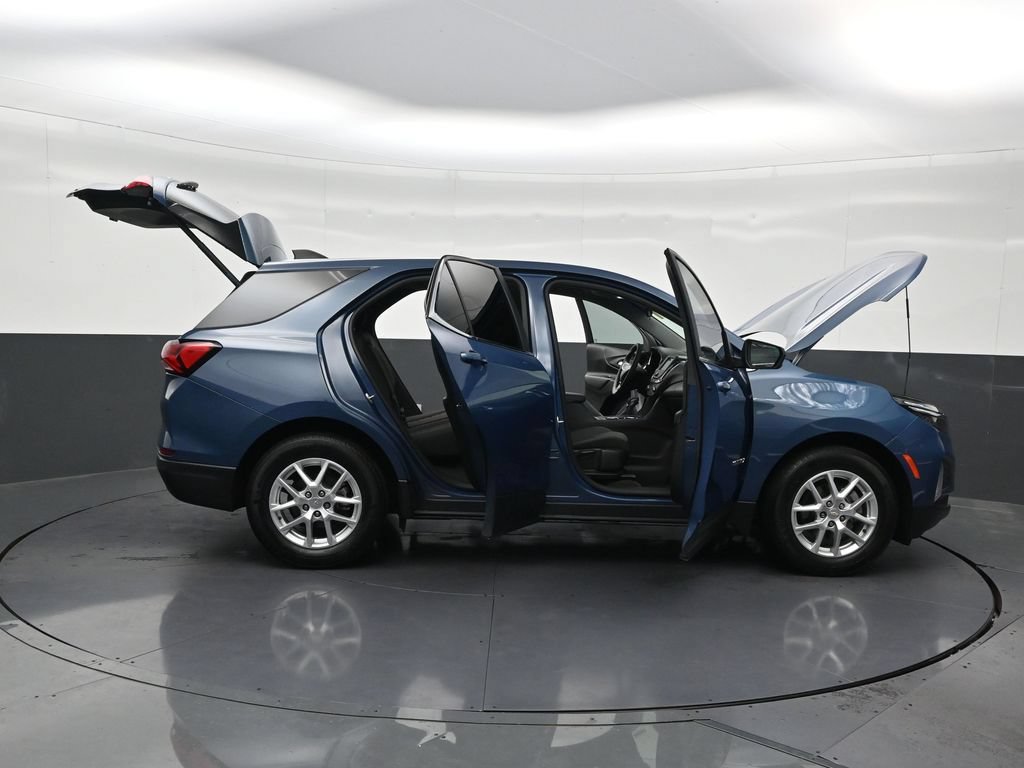 Used 2024 Chevrolet Equinox LT FWD image 32