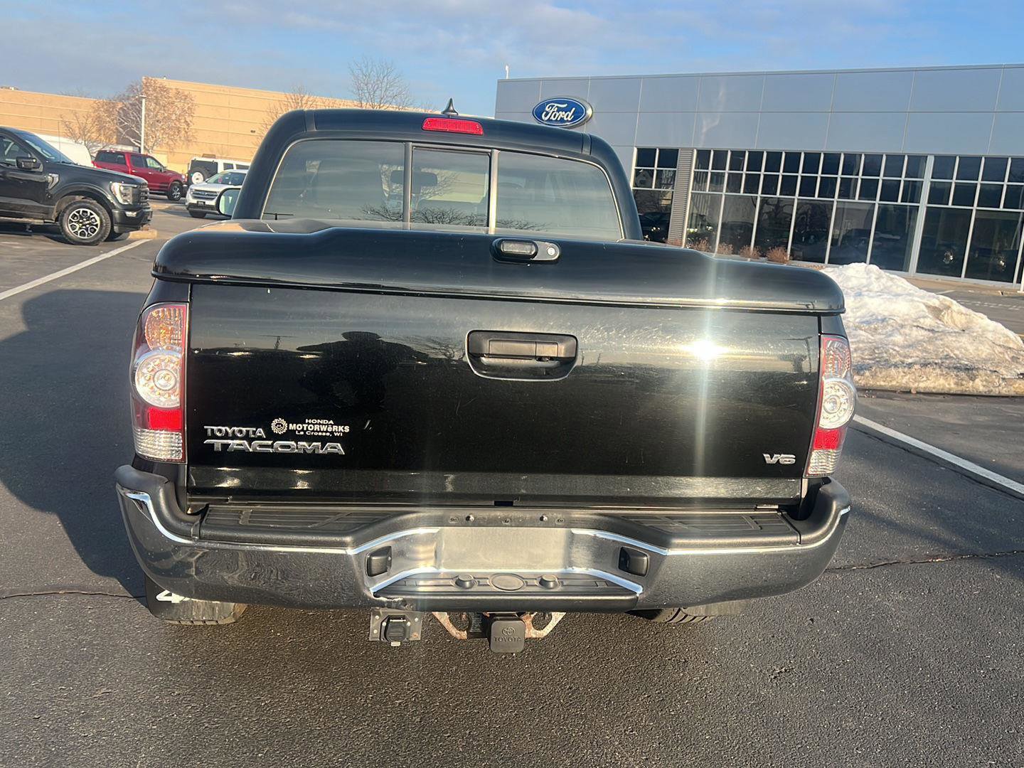 Used 2014 Toyota Tacoma 4x4 Double Cab w/ Limited Package image 8