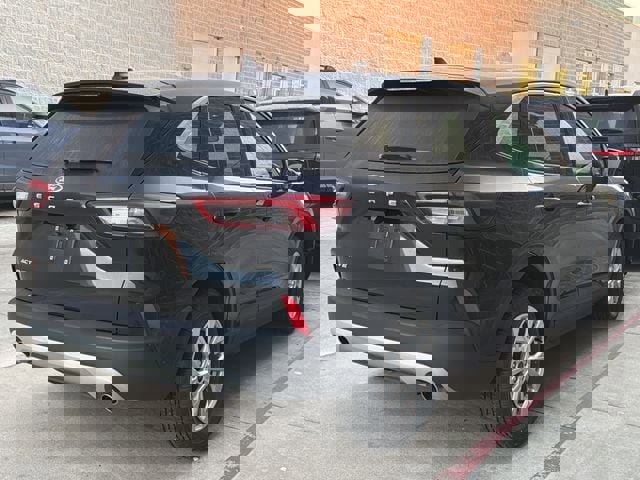 Used 2023 Ford Escape Active w/ Cold Weather Package image 5