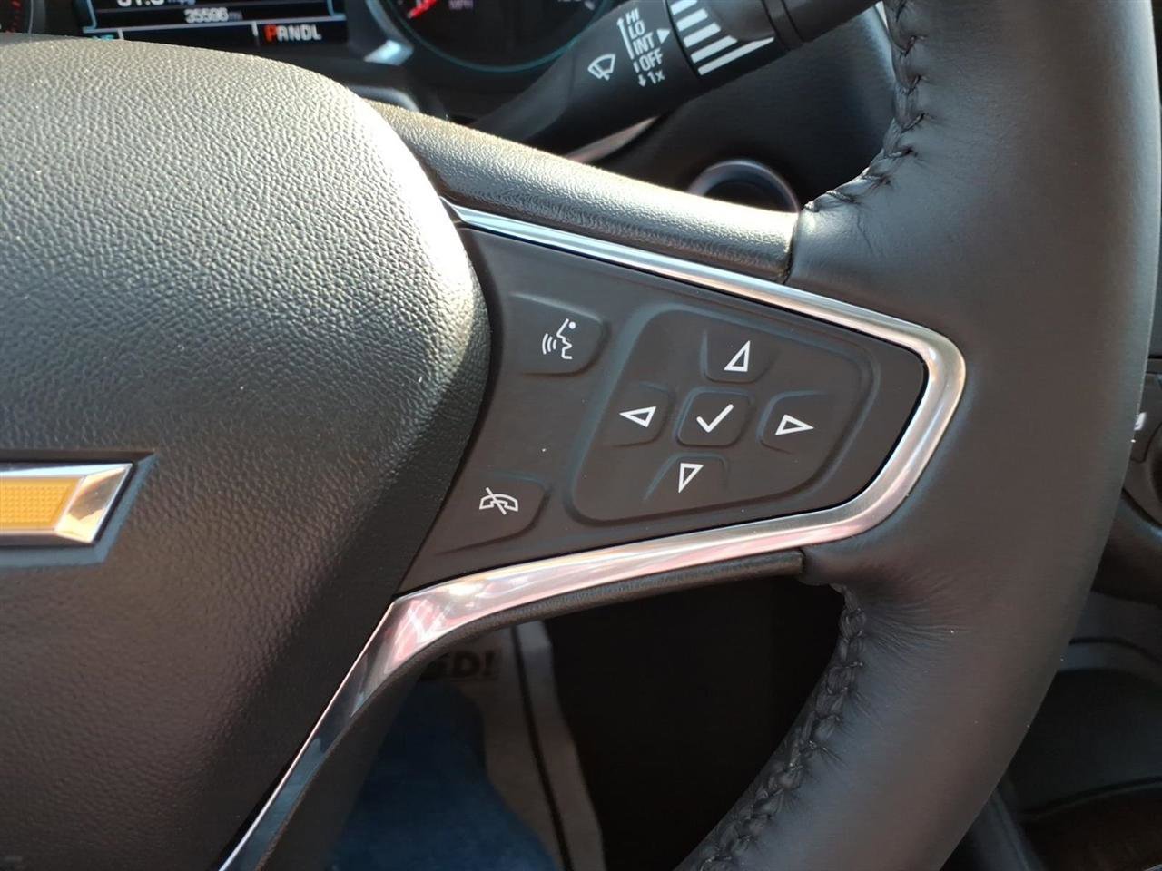 Used 2017 Chevrolet Malibu Premier image 19